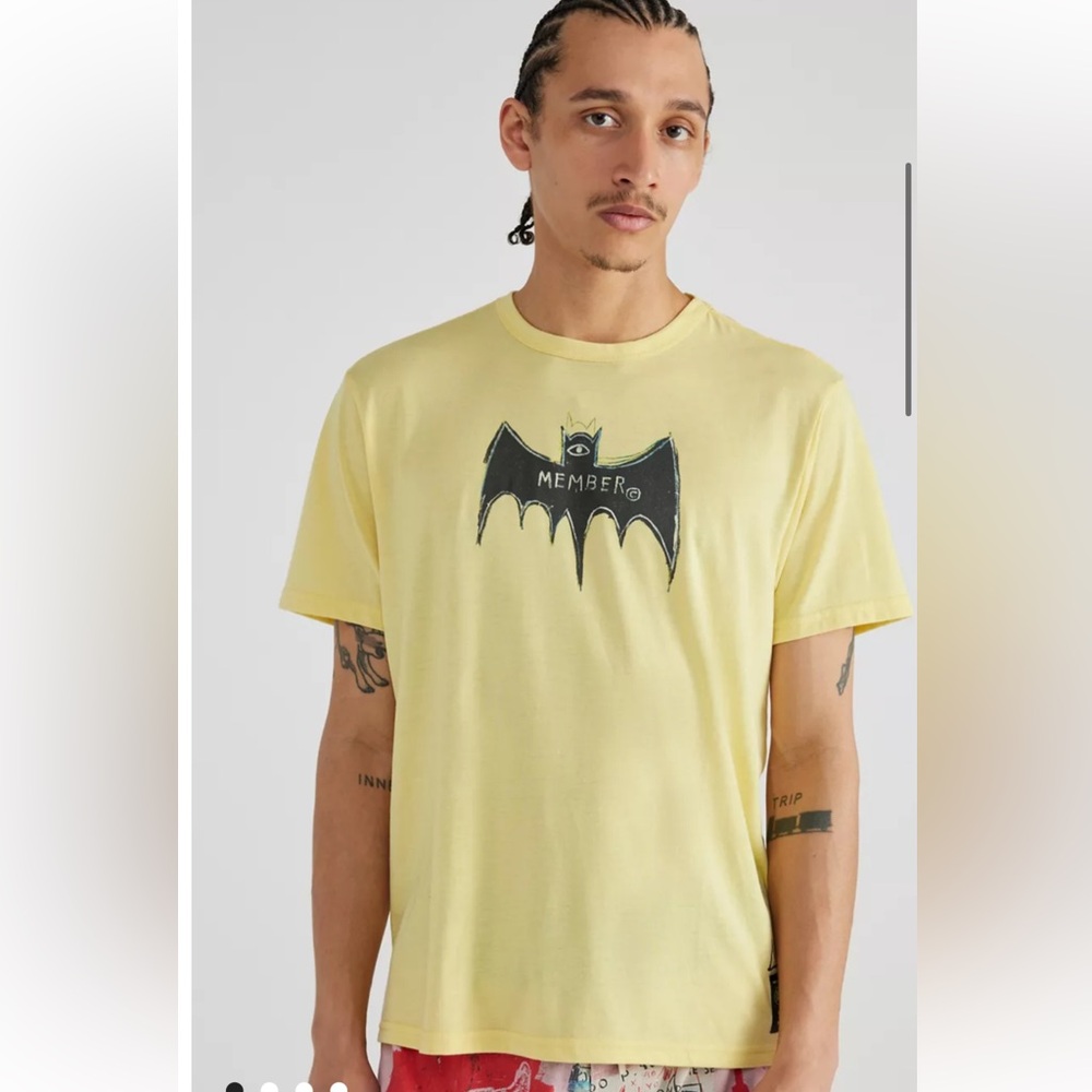 Urban Outfitters Roark t shirt, yellow. Size S, new